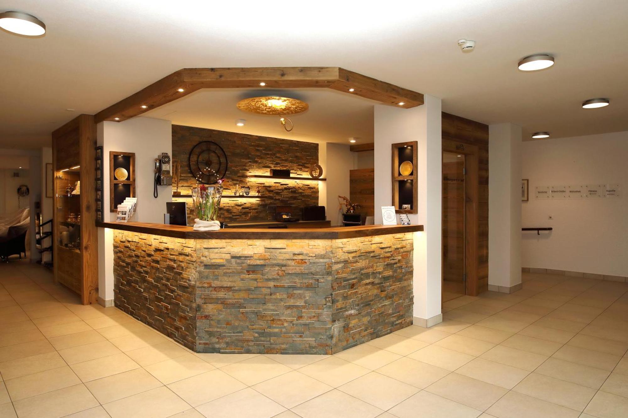 Hotel & Bildungszentrum Matt Schwarzenberg エクステリア 写真