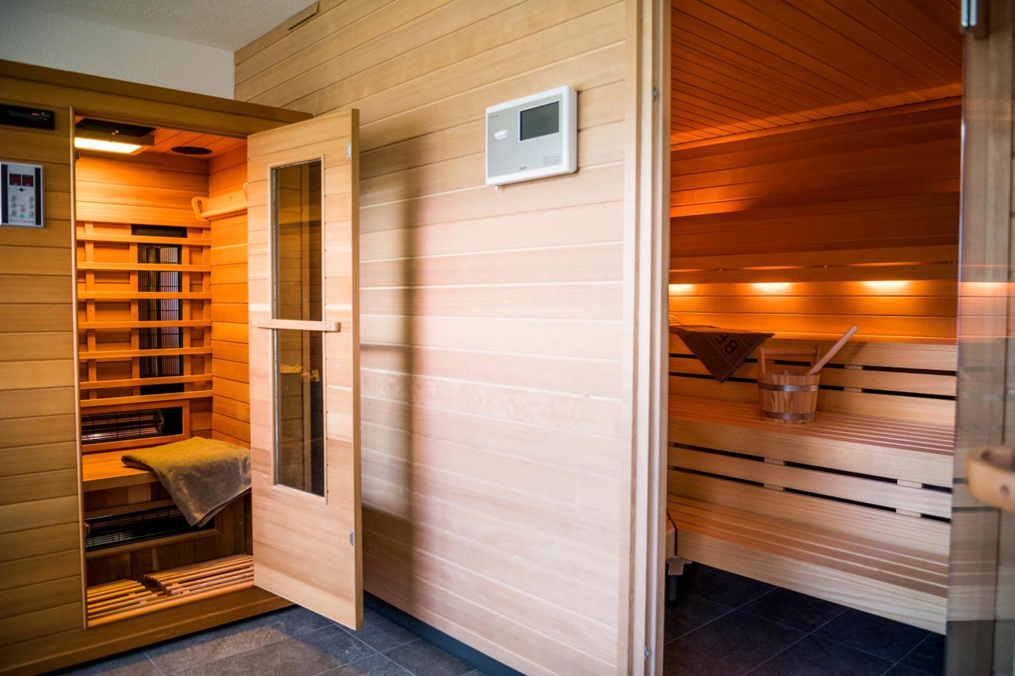 Hotel & Bildungszentrum Matt Schwarzenberg エクステリア 写真