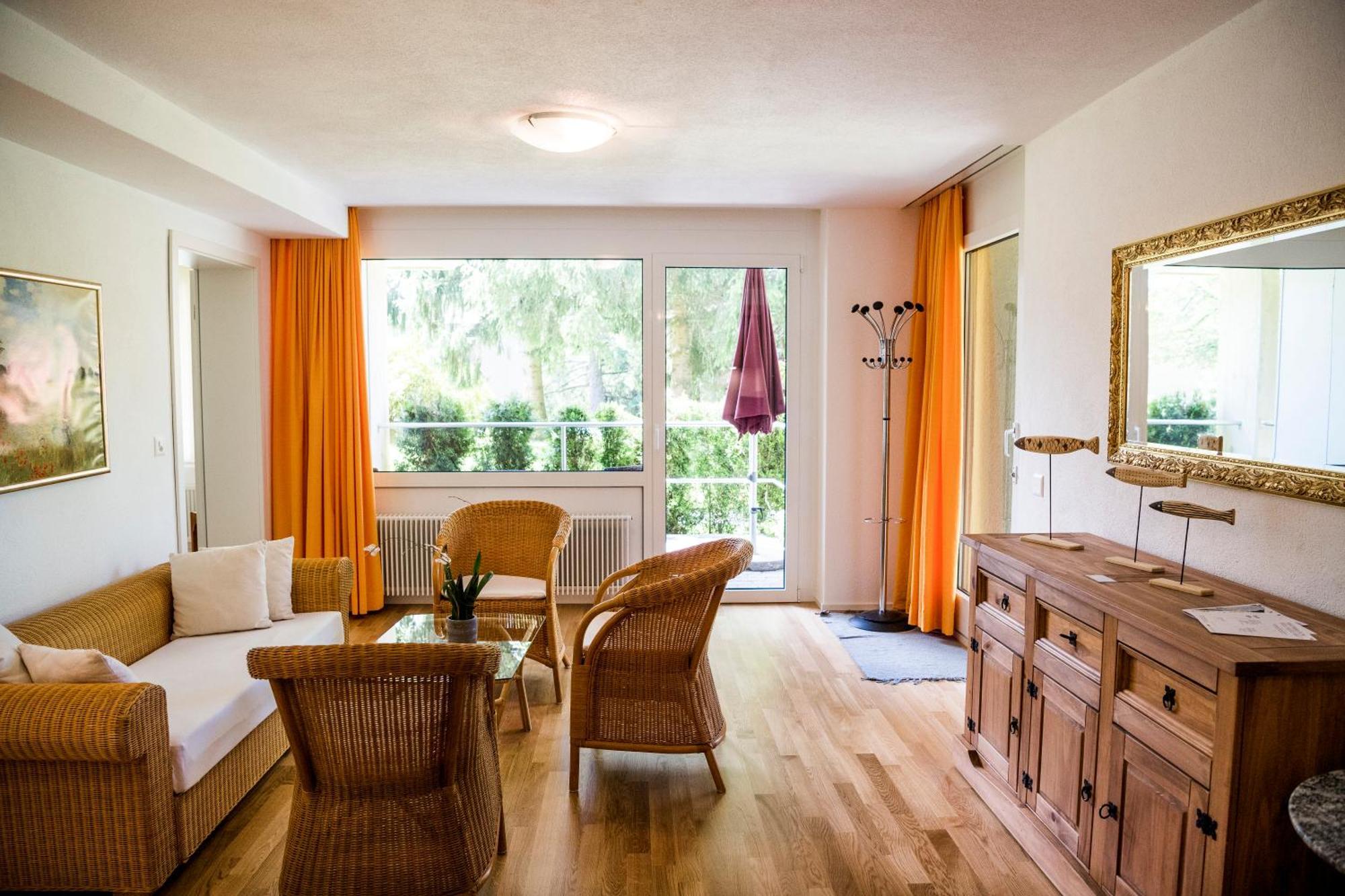 Hotel & Bildungszentrum Matt Schwarzenberg エクステリア 写真